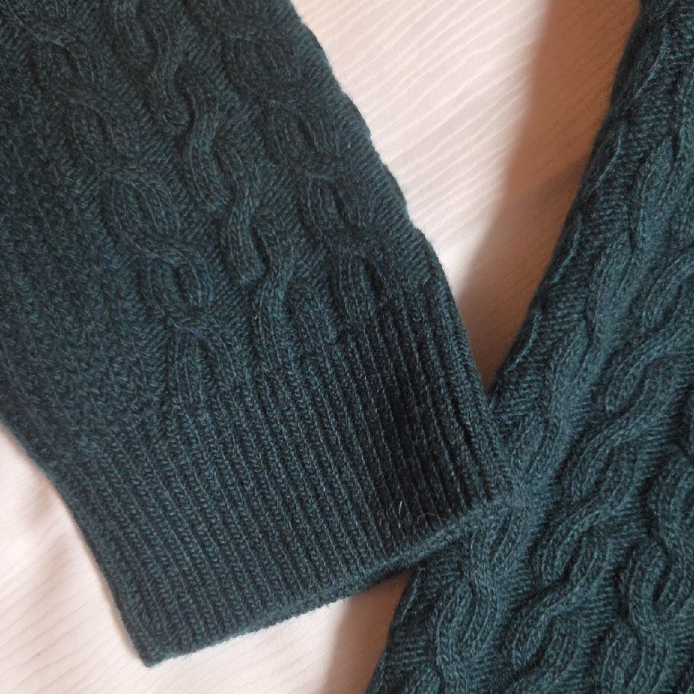 Theory Men's Teal Cable Knit Crewneck Sweater - Picture 4 of 8